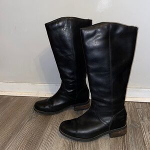 🖤 UGG Black Leather  Boots  Size 8